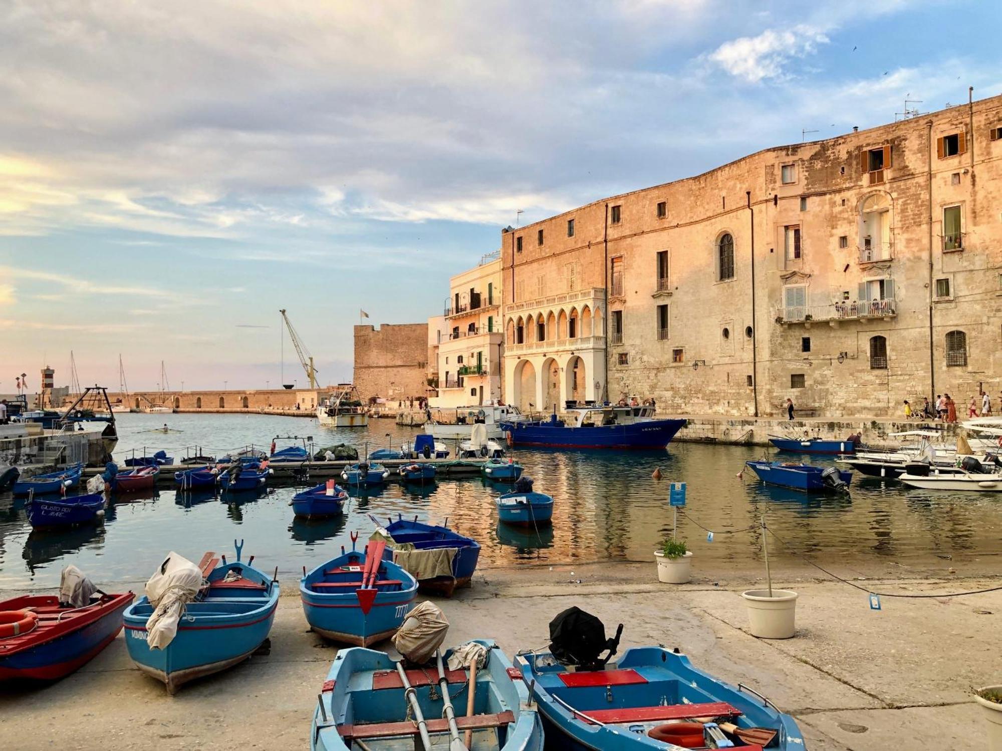 Le Rondini House Hotel Monopoli Exterior photo