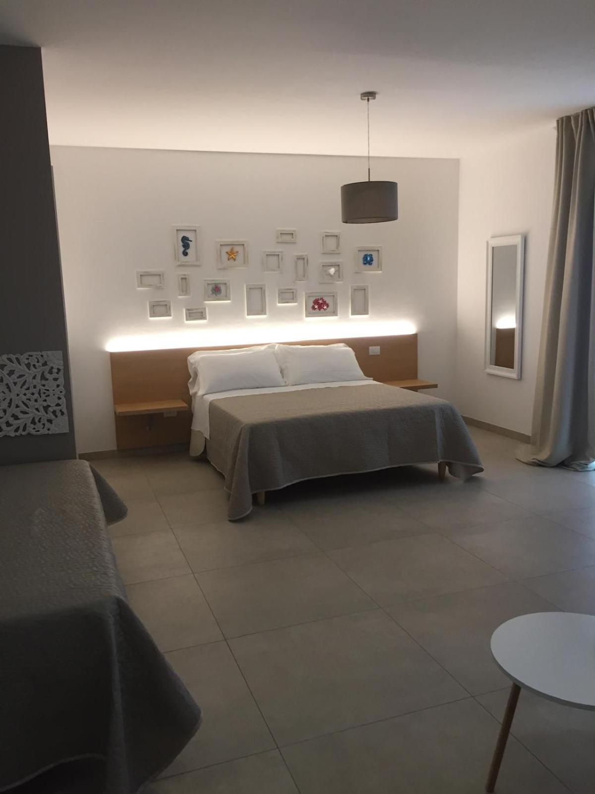Le Rondini House Hotel Monopoli Exterior photo